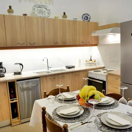 Afrodite's Traditional House Feriehus