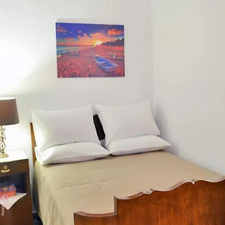 Afrodite's Traditional House Feriehus *