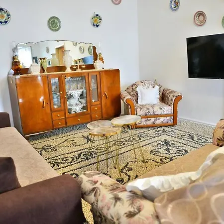 Afrodite's Traditional House Feriehus