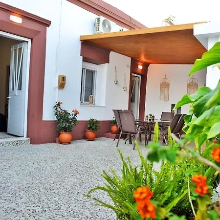 Afrodite's Traditional House * Koskinou (Rhodes)